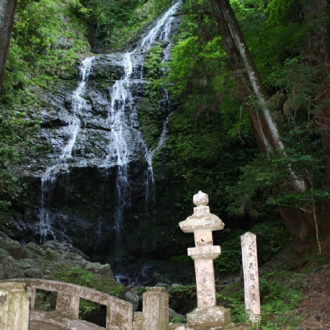 「飛龍の滝」の外観