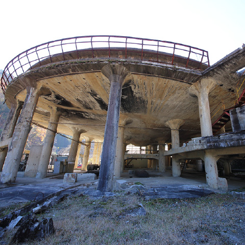 「神子畑選鉱場跡」の外観